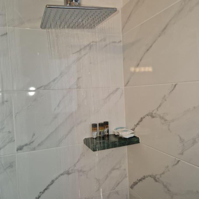 Stylish And Central Apt Near Acropolis - Avdi Square Афины Экстерьер фото